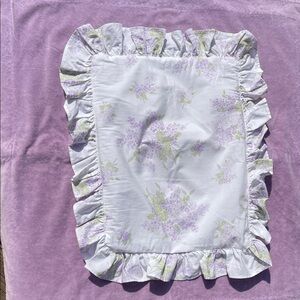 NWT RACHEL ASHWELL SHABBY CHIC BOUDOIR RUFFLE SHAM 13 X 17